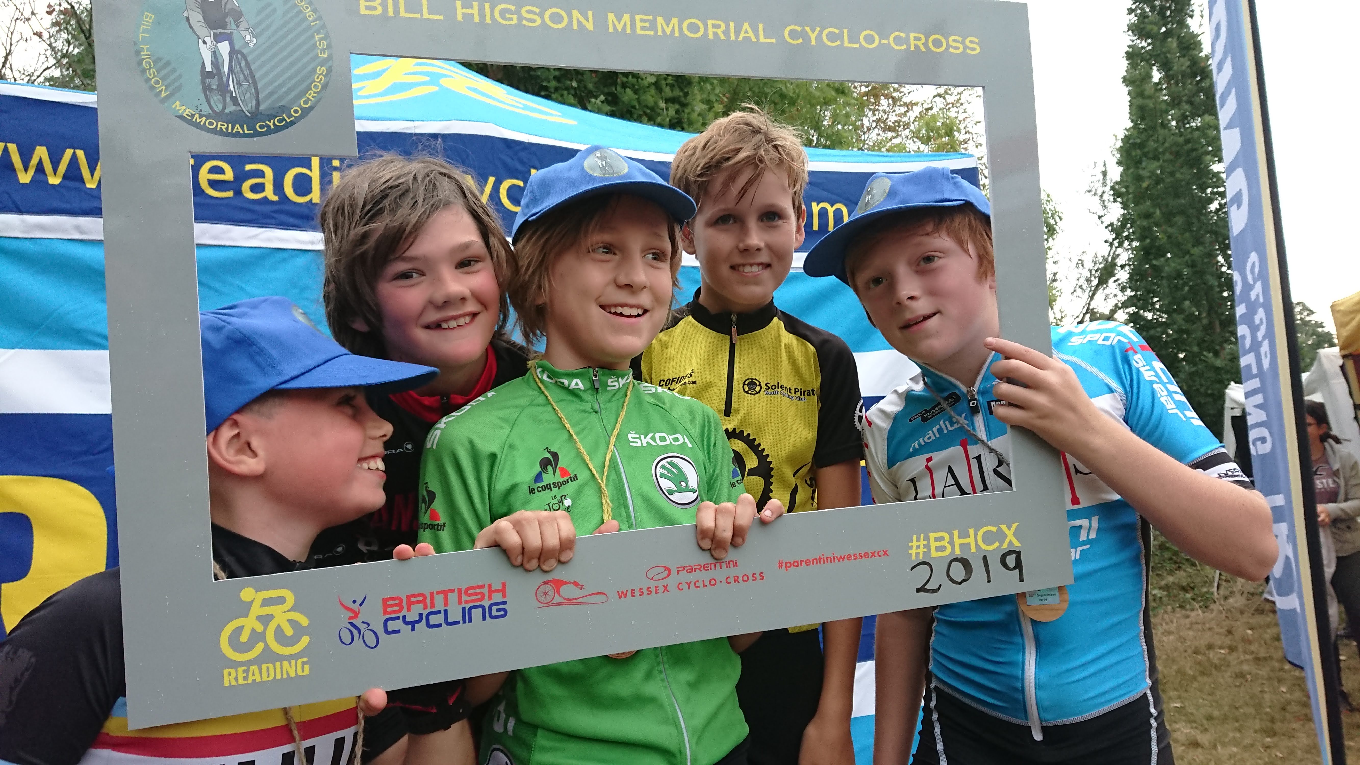 DSCPDC_0001_BURST20190922110231521_COVER